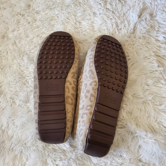 Women's dluxe by dearfoams Fernie Genuine Suede & Shearling Moccasin Slippers 11 - Picture 6 of 10